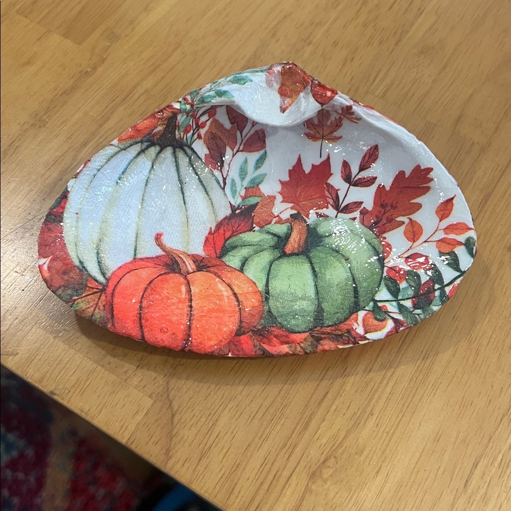 Hand Crafted Pumpkins Sea Shell Ring Trinket Dish